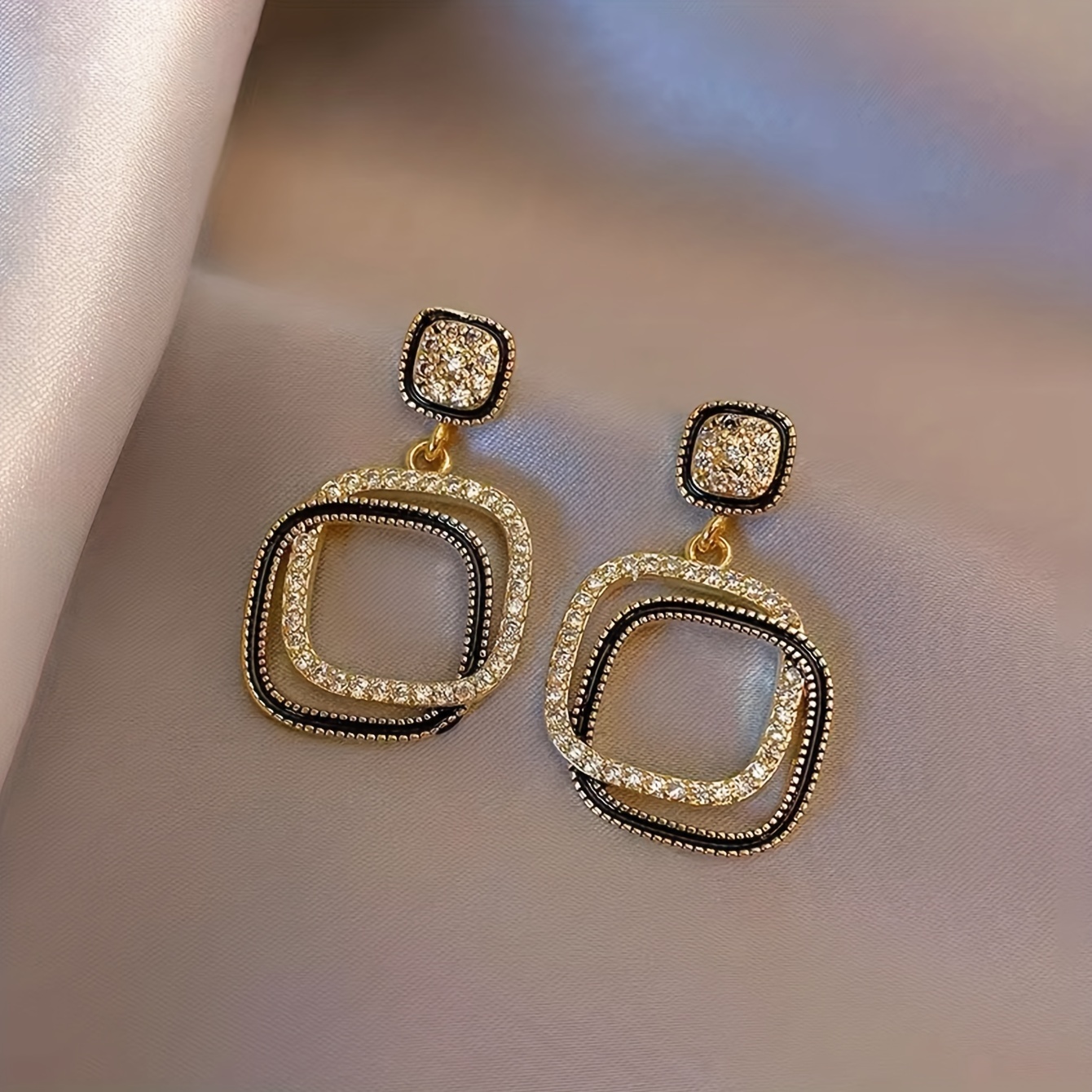 Image of A Pair Of Stylish And Minimalist Geometric Drop Earrings For Women, With Glass, Wear