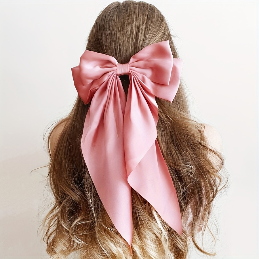 Oversized Bow Hair Clip | Urban Outfitters UK