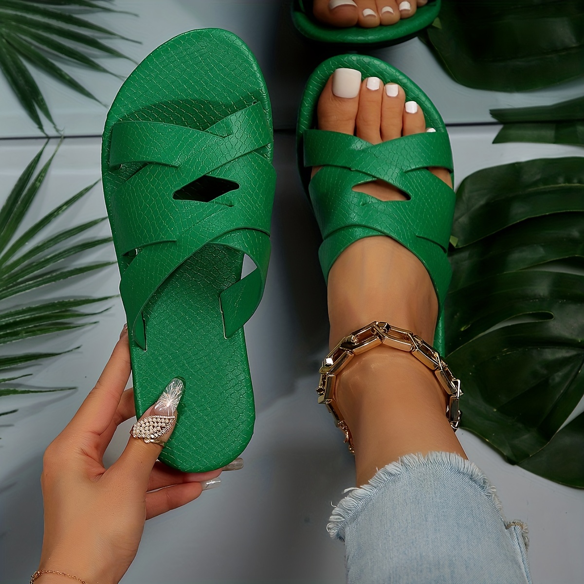 Plaka Palm Leaf Flat Summer Sandals for Women | Perfect for the Beach  Walking & Dressy Occasions | Ivory | Size 8 price in UAE | Amazon UAE |  kanbkam