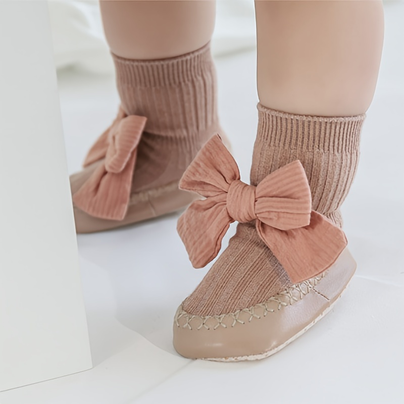 of Cute Girl'S Slip-On Shoes with Large Flower Design - Soft Fabric, All-Season Comfort, No Insole, Perfect for Walking Practice, Allseason Shoes|Playful Design|Soft Fabric Shoes