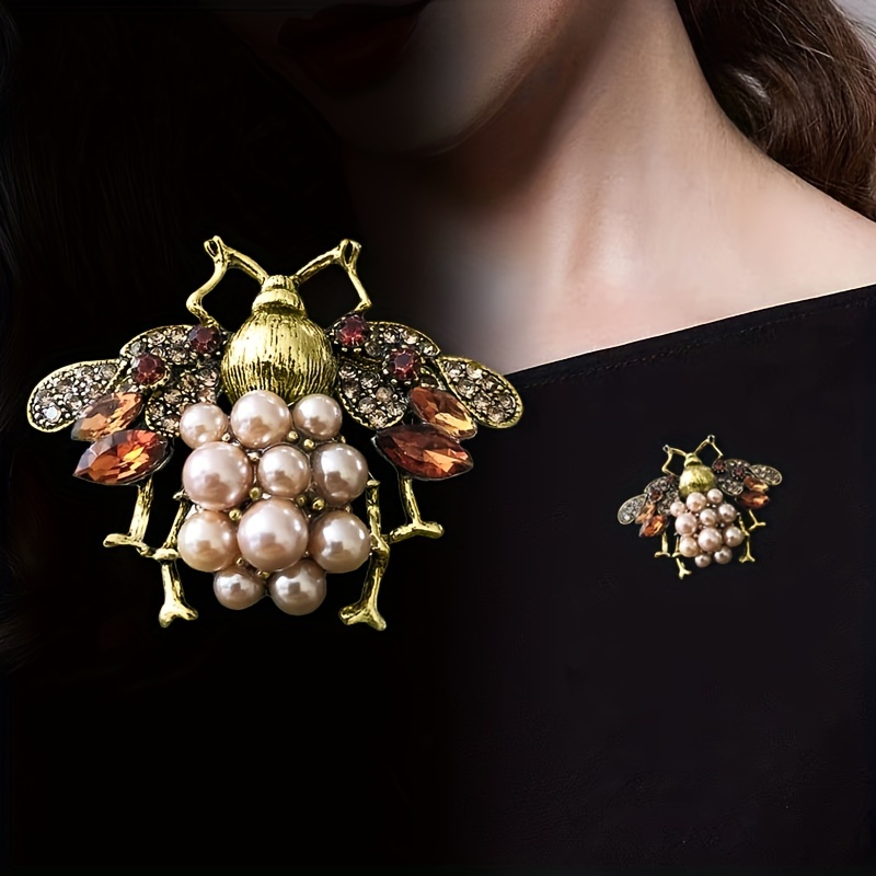 Gucci bee brooch with deals crystals and pearls