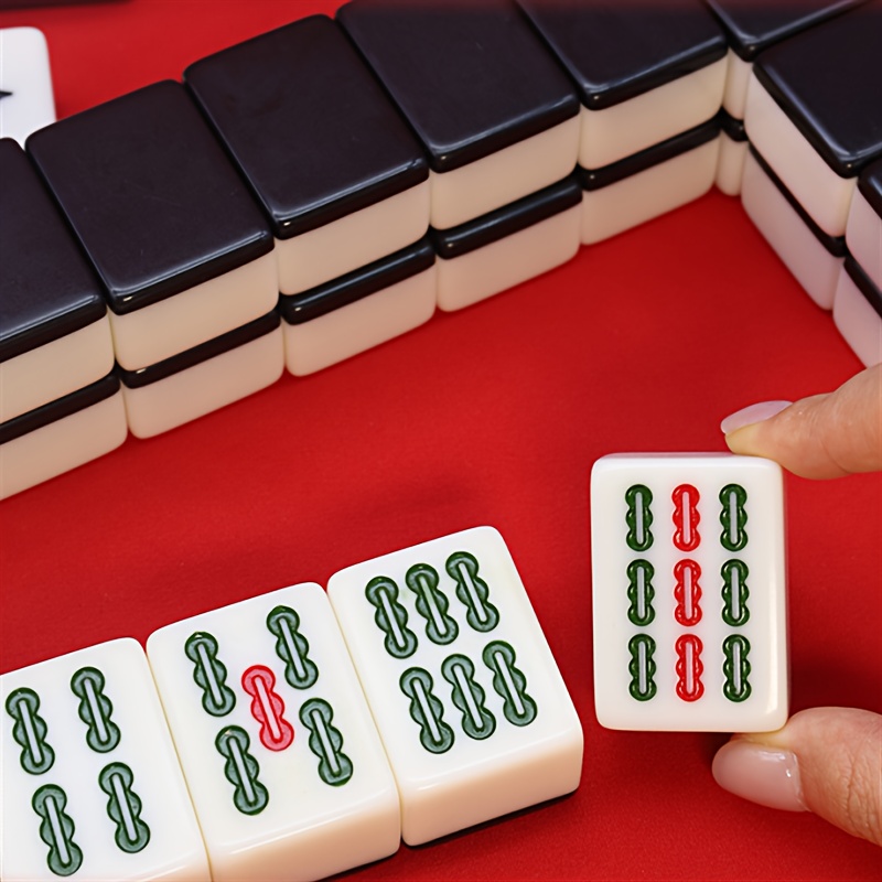 Jogos tradicionais chineses de Mahjong, jogo de tabuleiro portátil da  viagem da mão para reuniões da festa