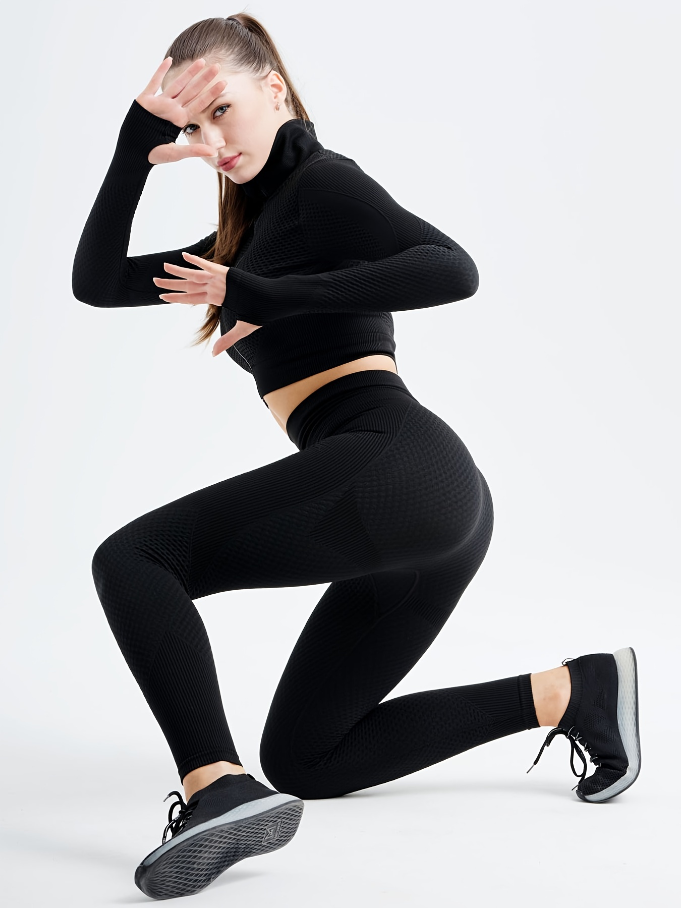 Women's knitted leggings  4F: Sportswear and shoes