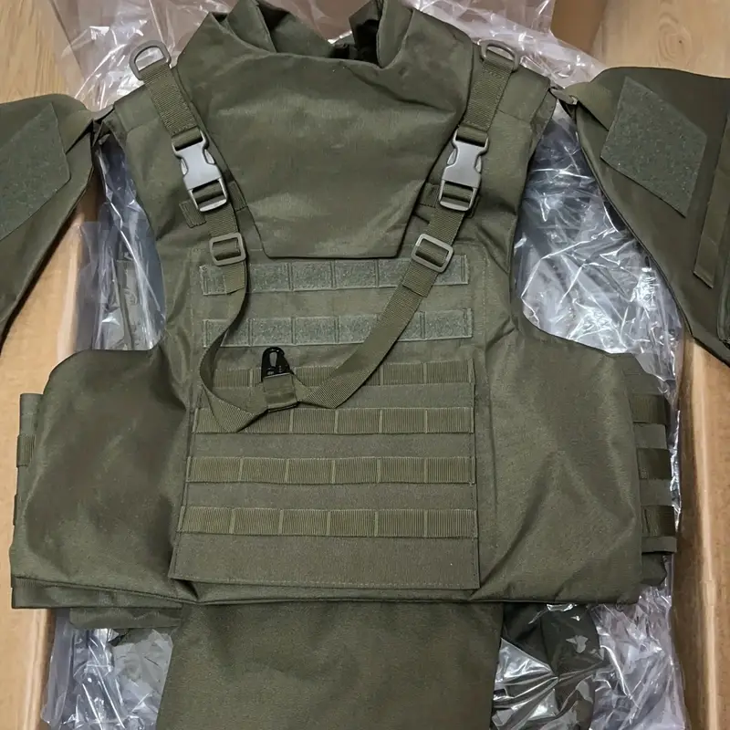 1pc tactical vest for hunting and sports lightweight and durable with multiple pockets and molle system details 2