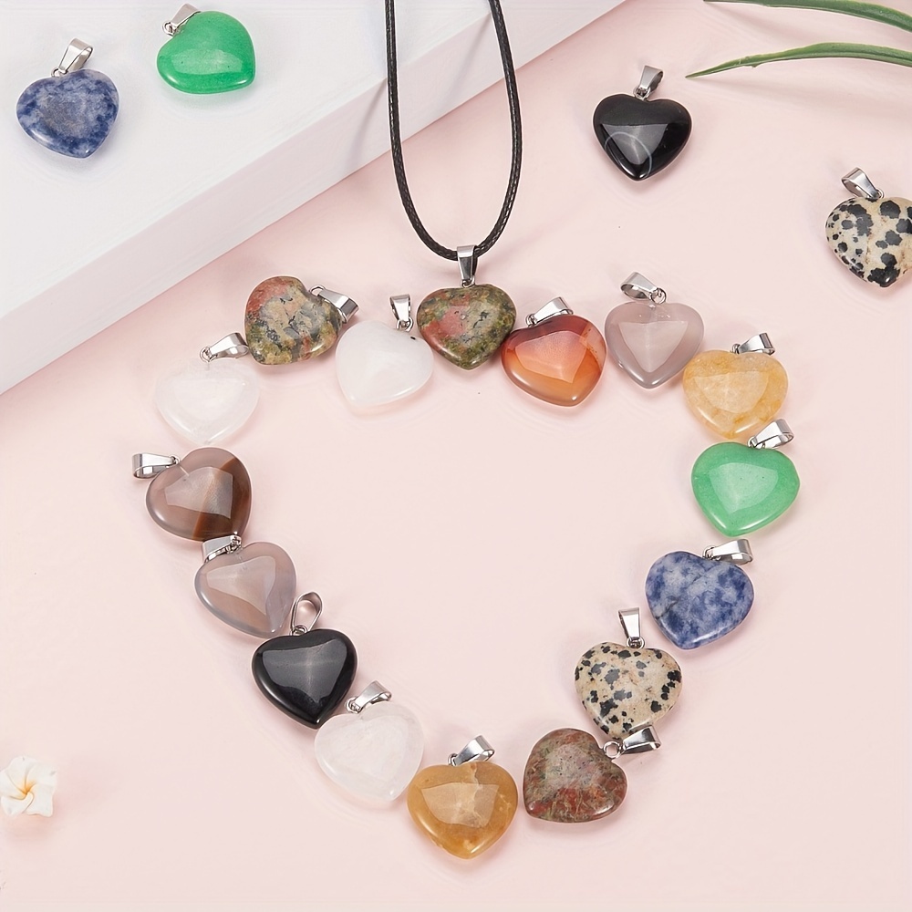 30Pcs Heart Shaped Crystal Stone Pendants, Colorful Healing Crystal Natural  Stone Charms Heart Crystal Rock Chakra Beads DIY Charms with Storage Box