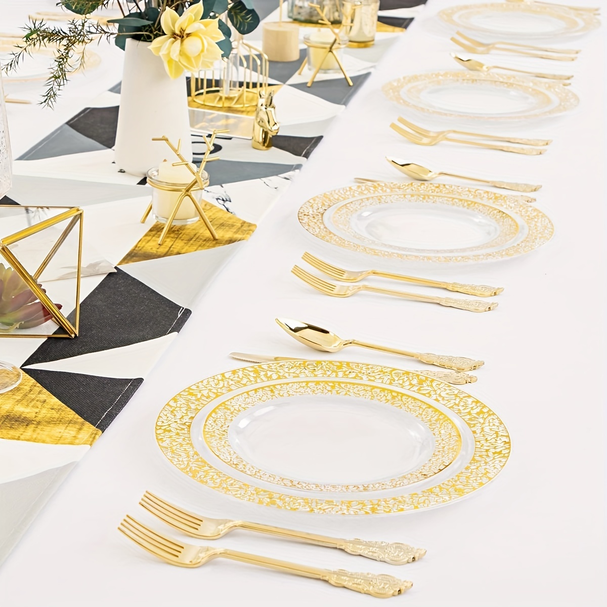 OliviasProject — Platos de papel mint con borde dorado