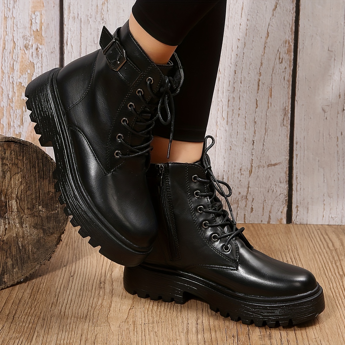 Women's Lace-Up Combat Boots Round Toe Side Zip Outdoor Short Boots