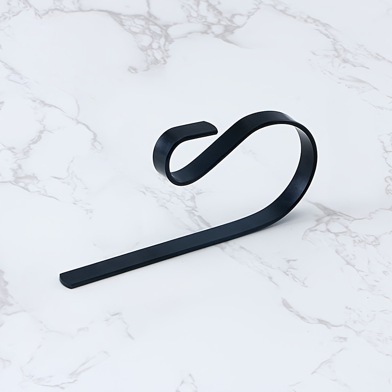 4 6pcs Christmas Stocking Metal Hook Fireplace Stocking Christmas