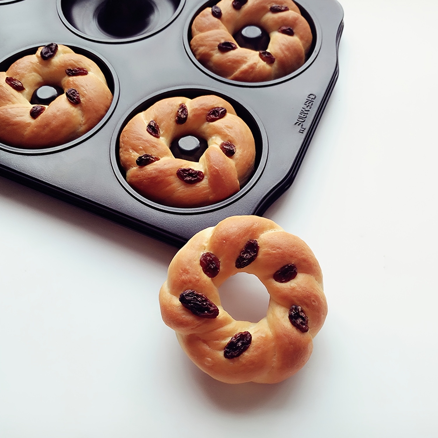 Mini Donut Cake Pan 12 Well 2Pcs (Black) - CHEFMADE official store