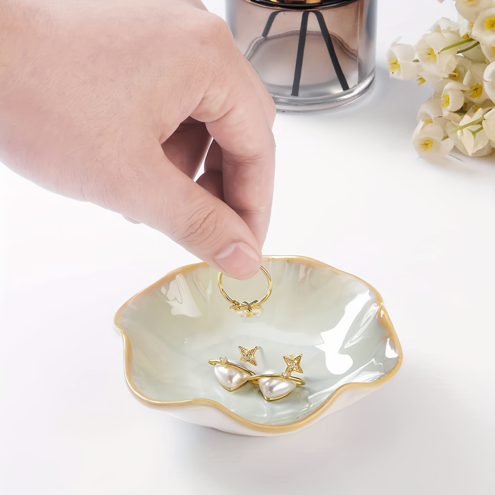 Shell Trinket Dish, Ceramic Ring Holder/Jewelry Tray, Cute Organizer Plate  Vanity Decorations Accessories for Home Décor Bathroom