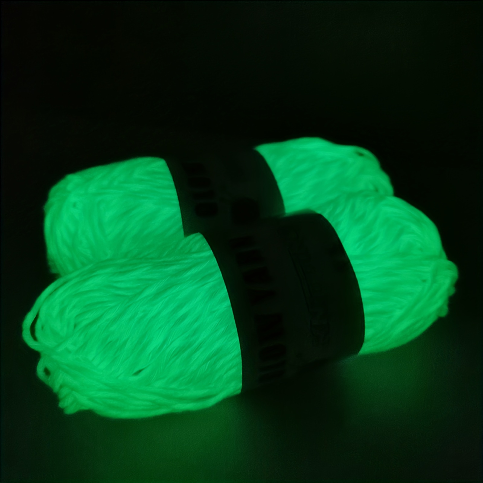 I Crocheted Mini-Dinos Using Glow-In-The-Dark Yarn From Temu! 