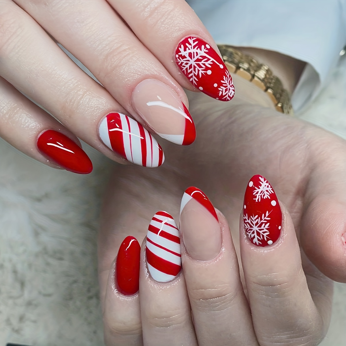 Christmas nails - 14 easy festive nail art designs for 2017