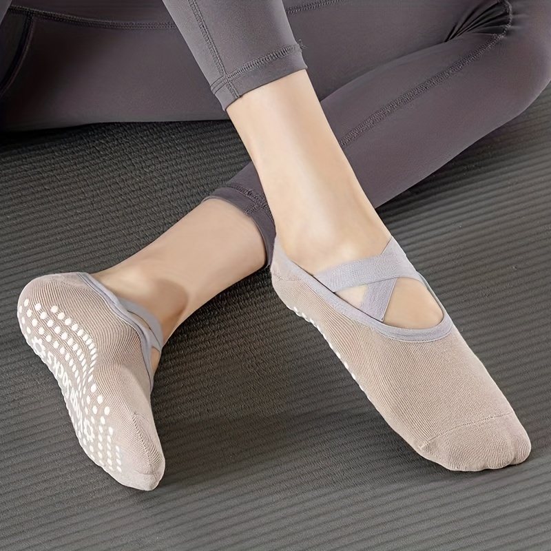 1 Pair Women Non-slip Fitness Dance Pilates Socks Professional Indoor Shoes