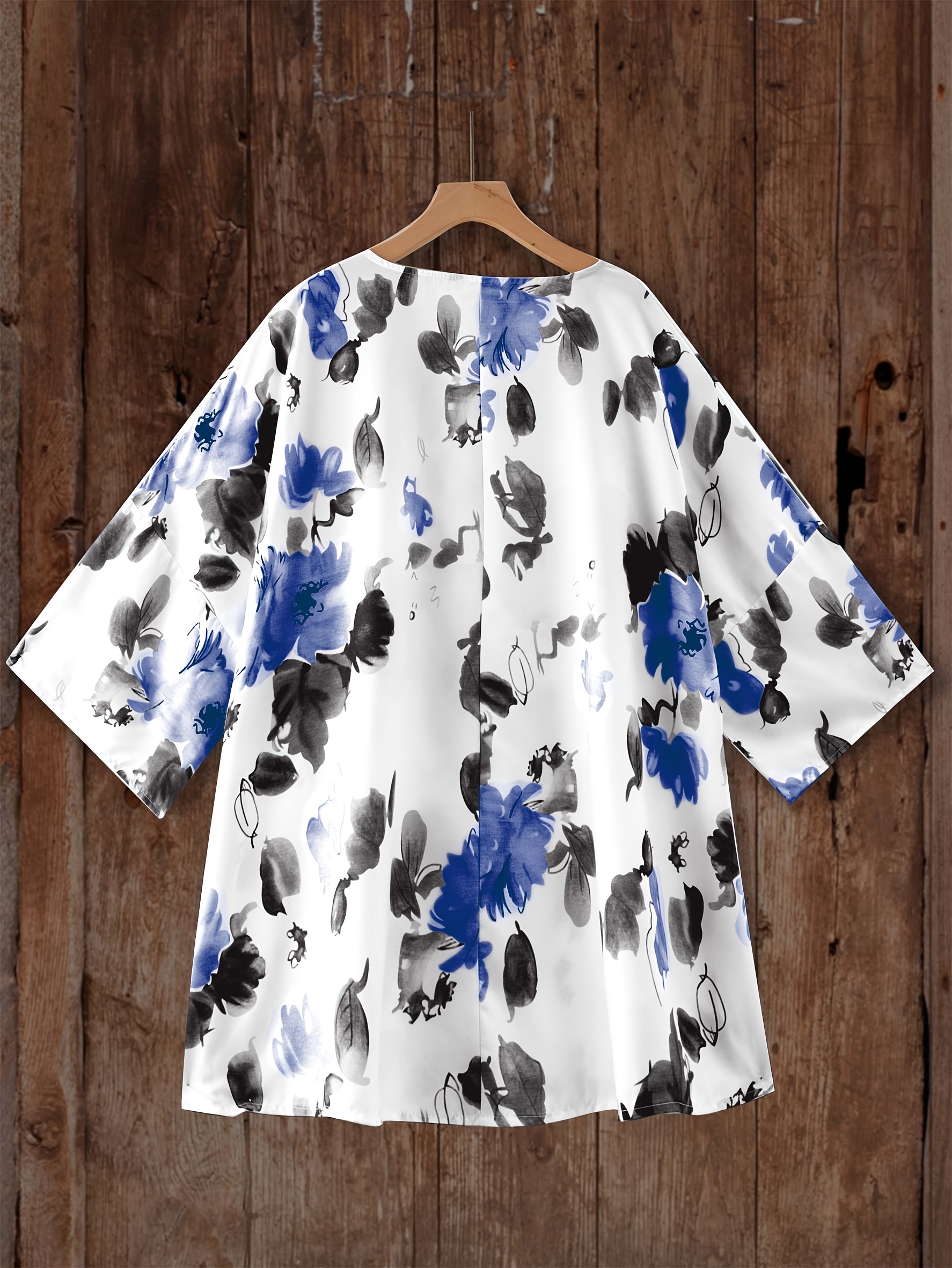Women Tops Dressy Casual Plus Size Floral Tops for Women Short Sleeve Shirts  V Neck Ruffle Sleeve Fashion T-Shirts, Black, Small : : Clothing,  Shoes & Accessories