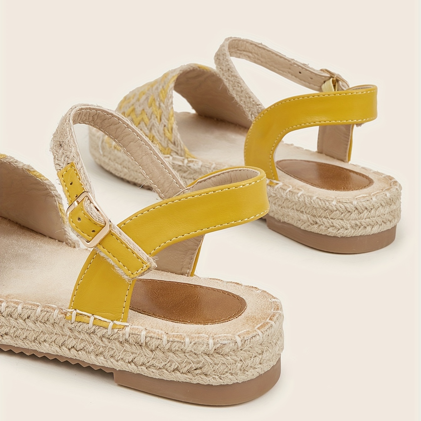 XWCG Femme Sandales Compensées Bout Rond Dos Nu Chaussures Confortables Bout Fermé Chaussure De Été PU Avec Boucle Vacances Plage Chaussures,Noir,42