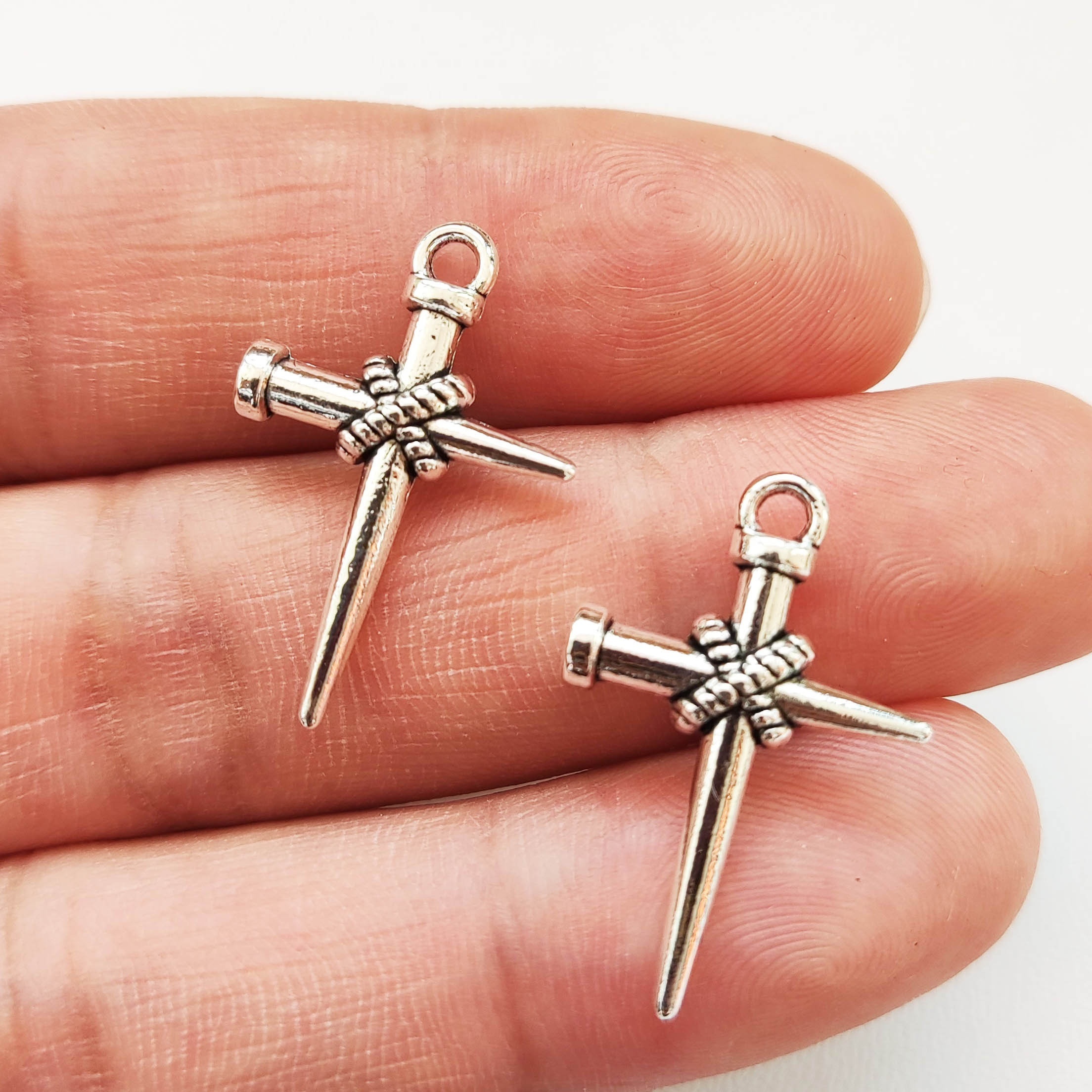 10pcs Vintage Cross Charms Ancient Silver Nail Alloy Cross Pendant DIY  Jewelry Accessories Pendant Material Jewelry Making Supplies