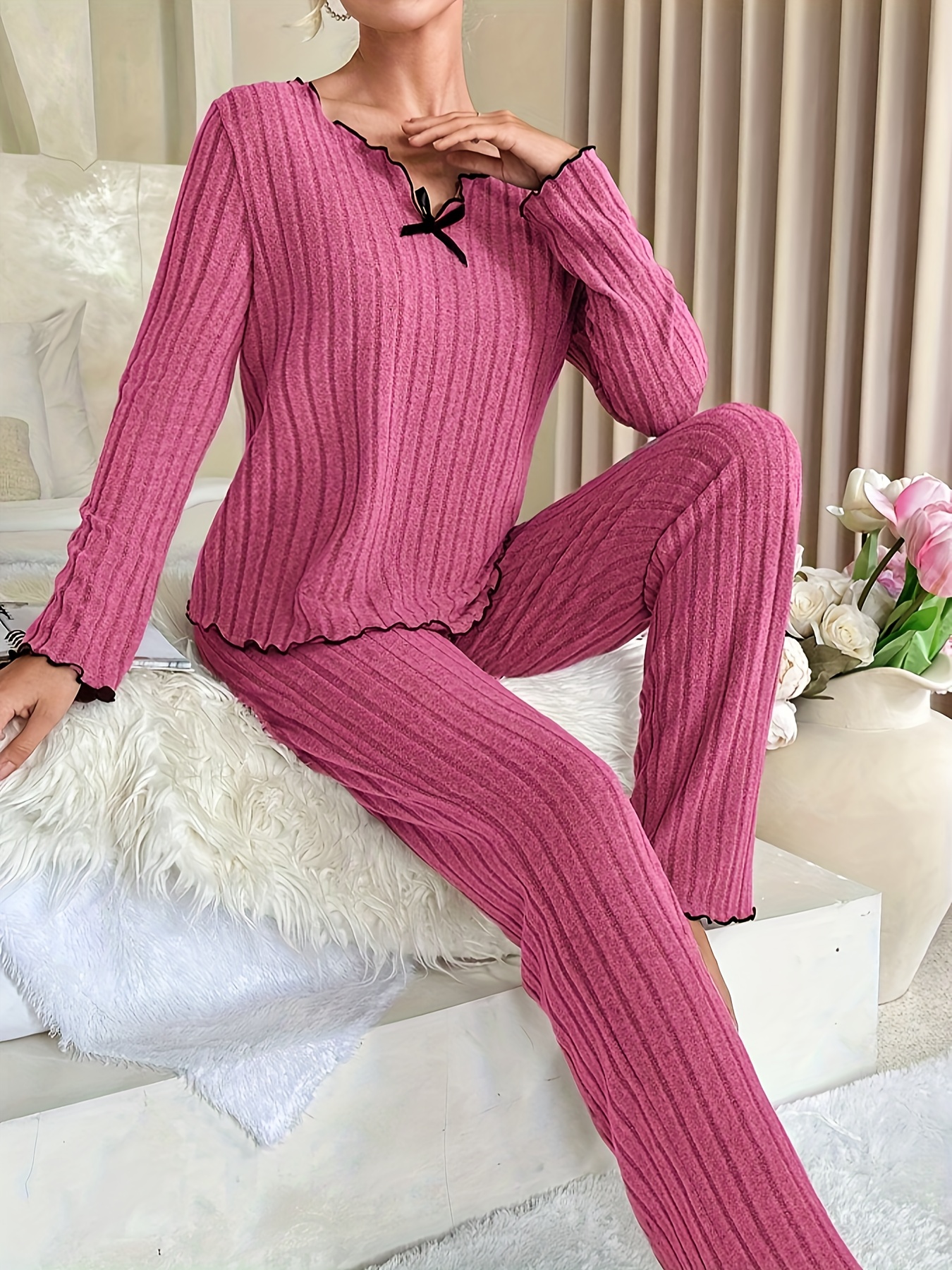 Women's Two-piece Suit Striped Pajamas Set Long Sleeve Tops and Pants  Joggers Loungewear Soft Ladies Pajama Shirts, Pink, Large : :  Clothing, Shoes & Accessories