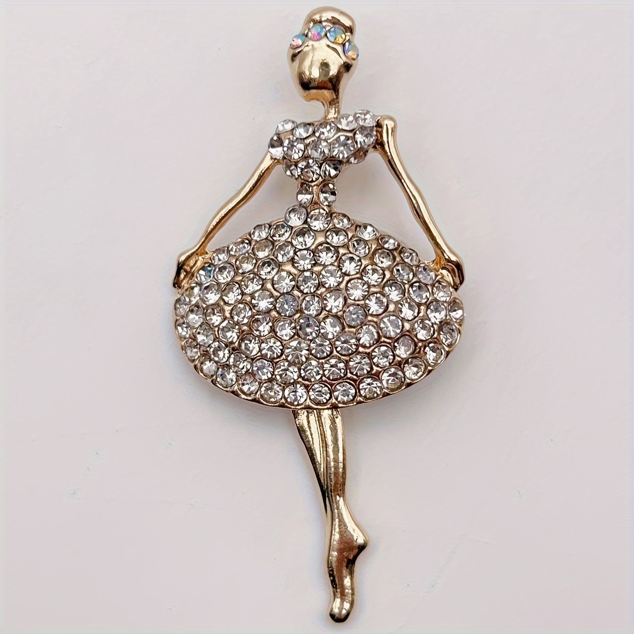 Lapel Pins Fashion Pins For Clothes 1PC High-end Lapel Pin Shaped