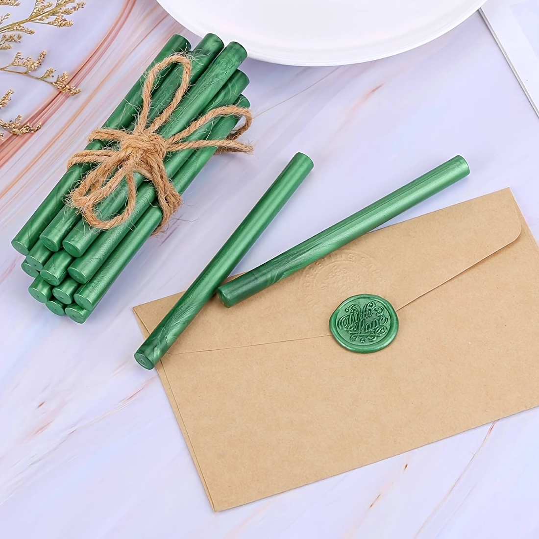  Wax Seal Kits, Wasole 20Pcs Pine Green Sealing Wax Sticks with  1 Pieces Glue Gun Set for Wax Seal Stamp, Great for Wedding Invitations,  Birthday Cards, Envelopes, Gift Wrapping (Pine Green) 