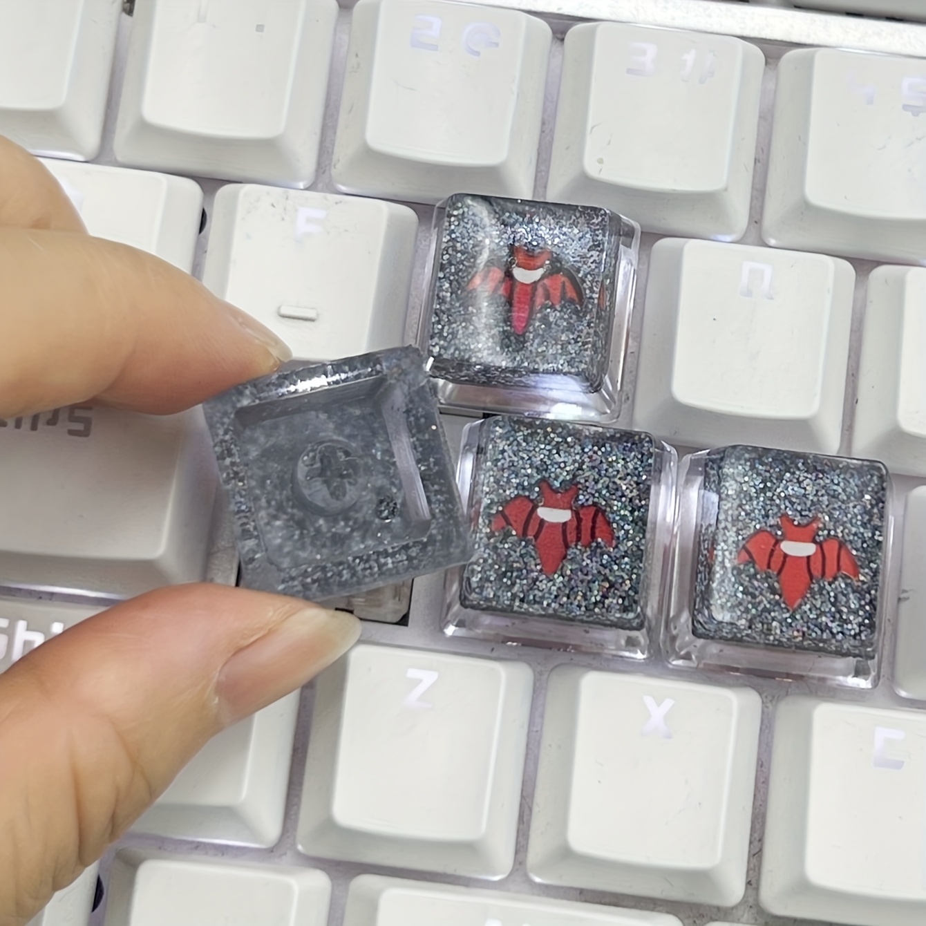 Multi-color Anti-scratch Translucent Abs Resin Ladybug Bat Keycaps Suitable  For Cross Axis Mechanical Keyboard Accessories - Temu Philippines