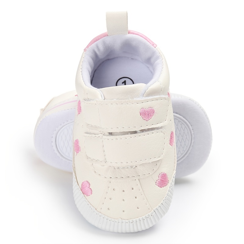 Fashionable Little Love Breathable Soft Sole Non-Slip Baby Shoes Newborn Cute Flat Comfortable Toddler Sneakers 0-18 Months