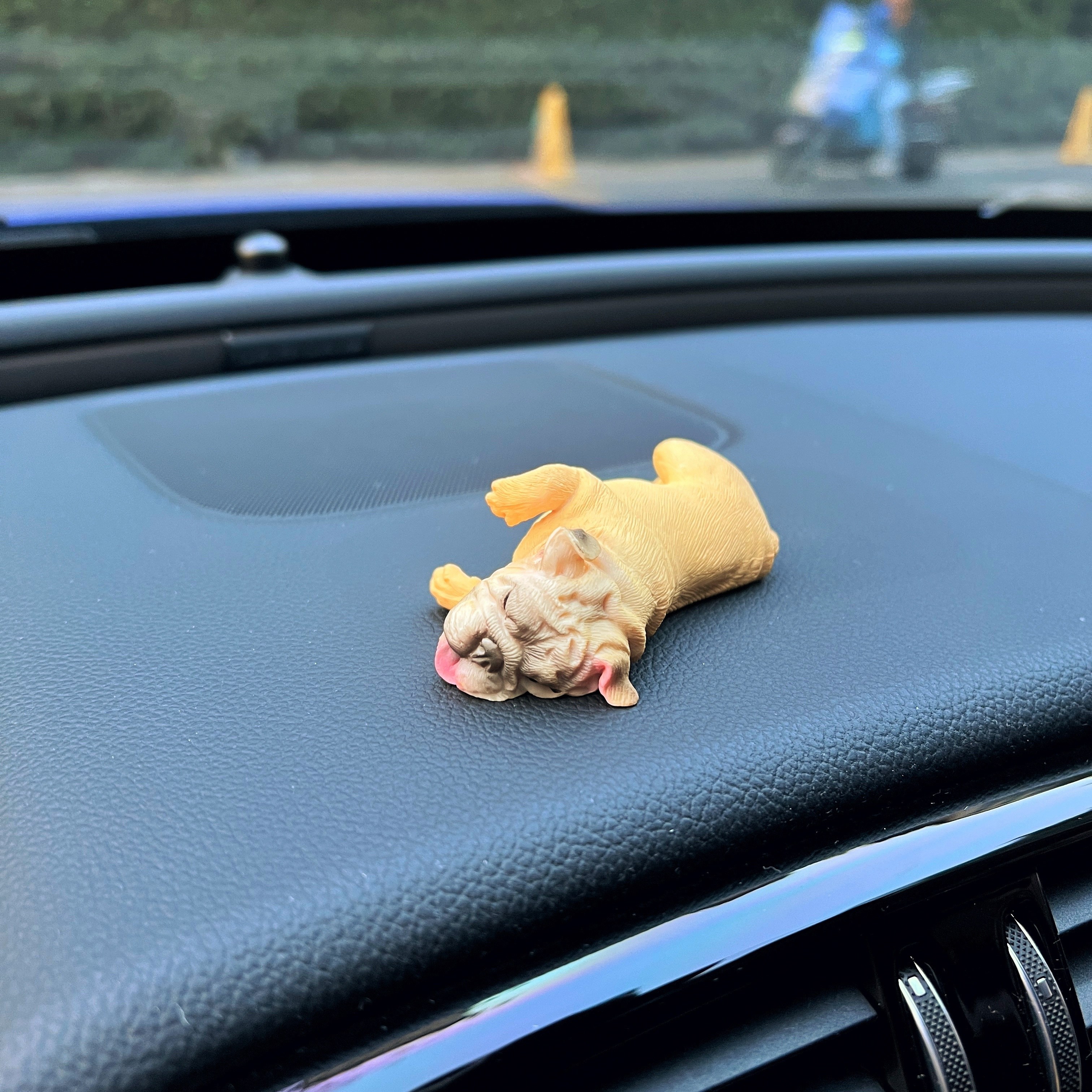 Car Ornament Lovely Plush Dog Automotive Interior Decoration Sleeping Puppy  Toy Ornaments Cute Automobile Dashboard Accessories