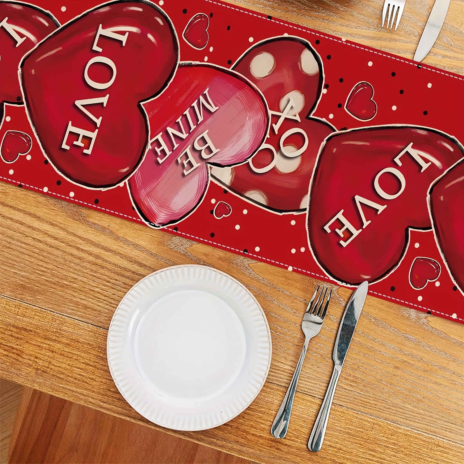 Valentines Day Table Runner, Valentines Day Decor Romantic Red Love Heart  Valentines Table Runner, Dinning Table Decor for Wedding Anniversary 