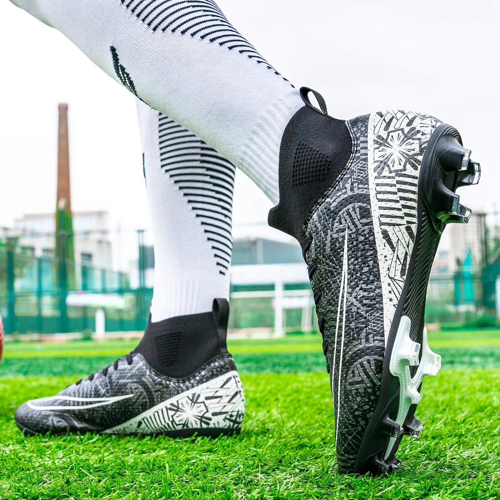 Durable High-top Soccer Shoes With Non-slip Spikes For Men - Perfect For  Training And Football Games - Temu