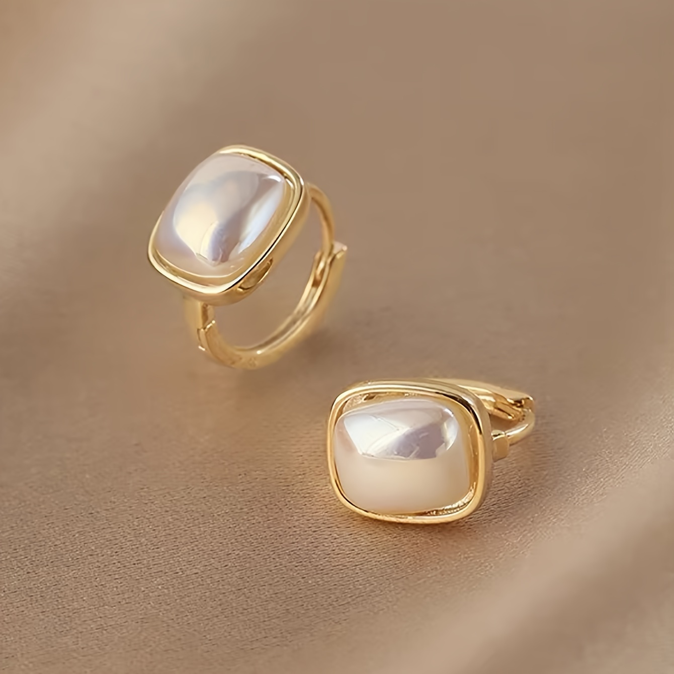 

Tiny Imitation Pearl Design Hoop Earrings Copper Jewelry Elegant Vintage Style For Women Daily Wear