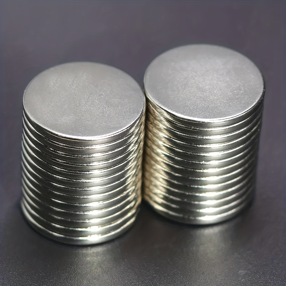 100 ~ 100 00Pcs 2x2 Kleine Runde Magnet 2*2mm Neodym Leistungsstarke  Magnetische 2x2mm Permanent NdFeB Starken Magneten 2*2 mini Disc magnet -  AliExpress