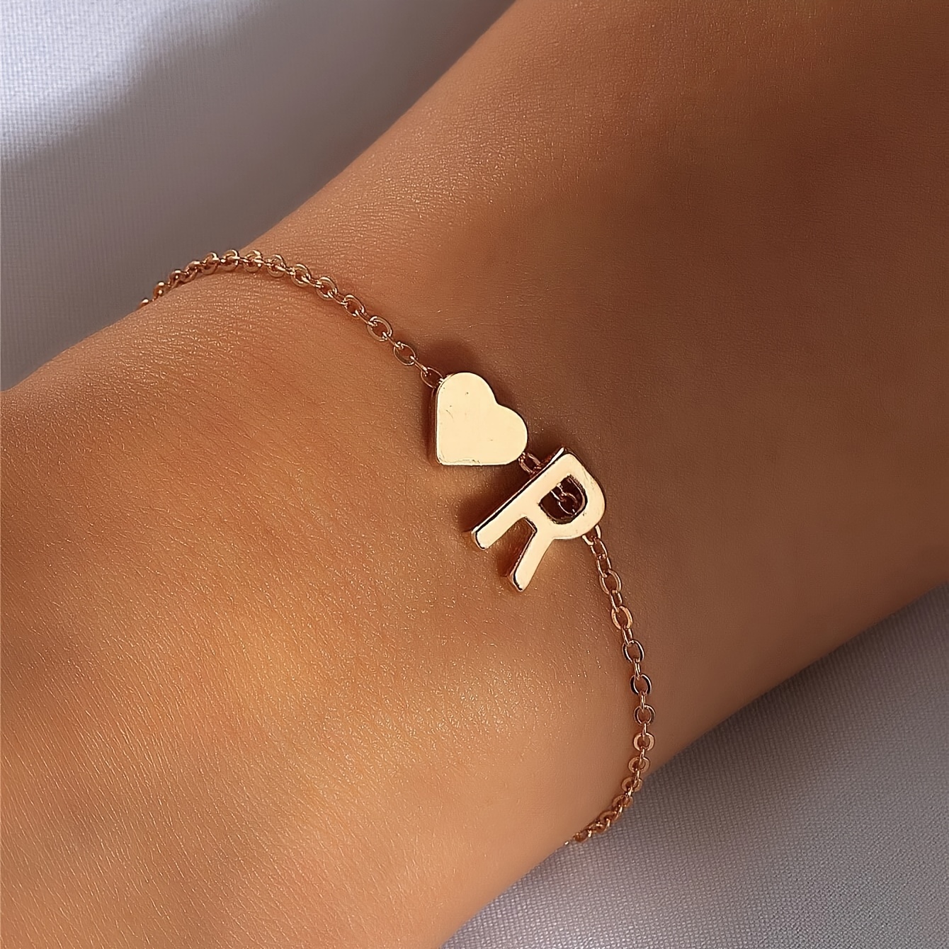 Simple bracelet hot sale gold designs