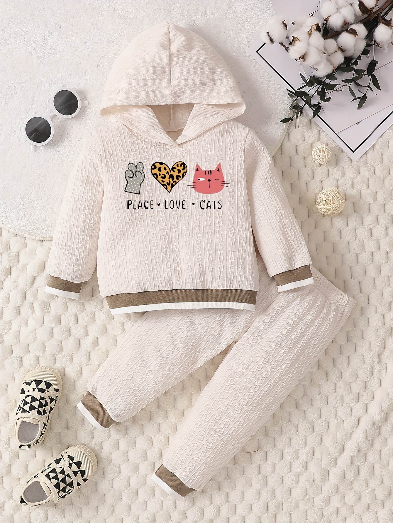 Girl's Peace Love Cats Print Outfit, Jacquard Hoodie & Sweatpants