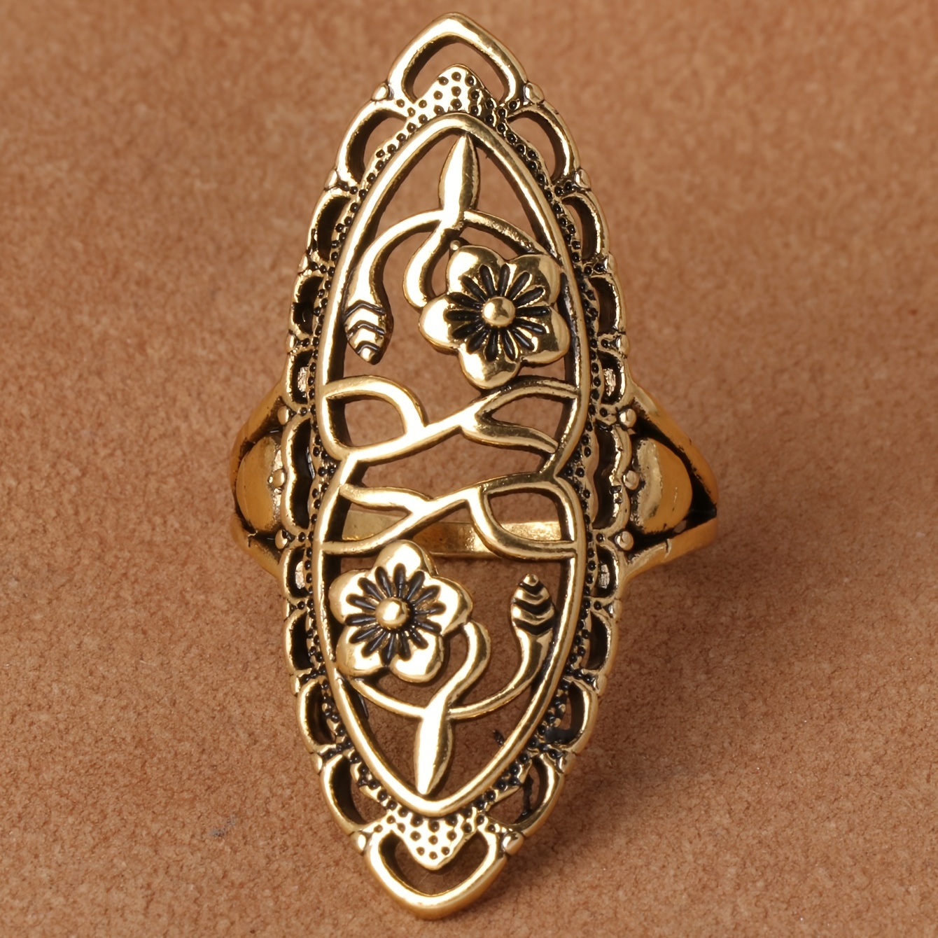 Vintage Flower Pattern Hollow Out Ring