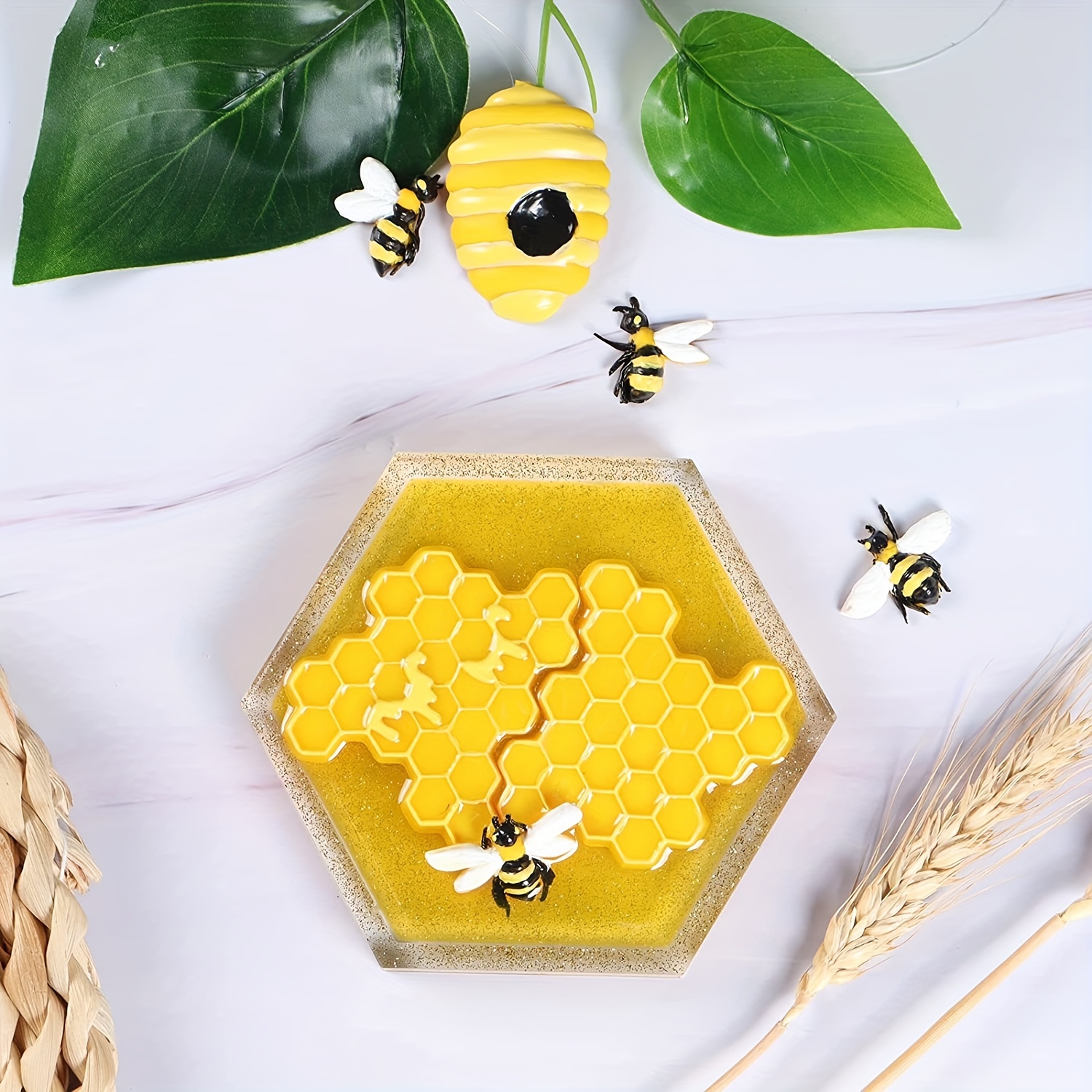 Big 3D Bee Honeycomb Cake Mold Silicone Soap Mold Chocolate Molds Bakeware  Pans