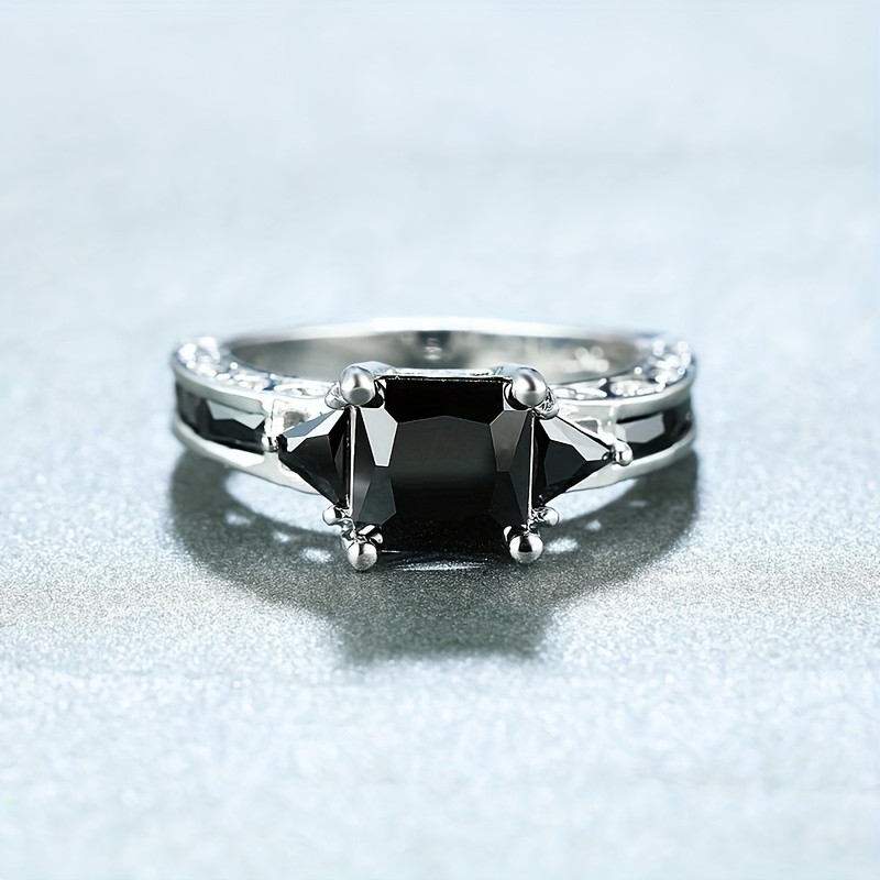 Men's Zircon Ring, Elegant Design