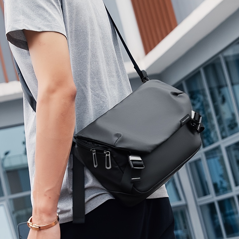 Small Man Purse Trends and Styles