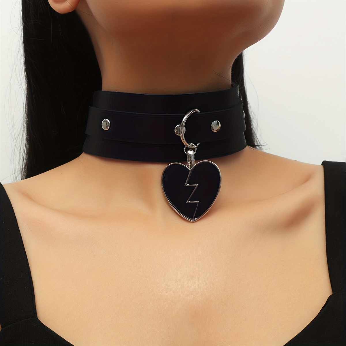 Women's Men's Heart Punk Goth Emo Style Leather Choker Necklace