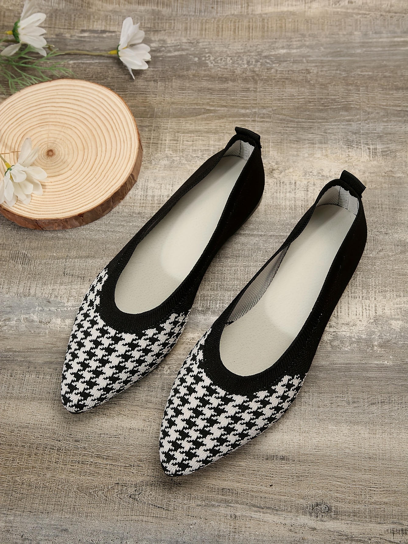 Patterned 2025 flat shoes