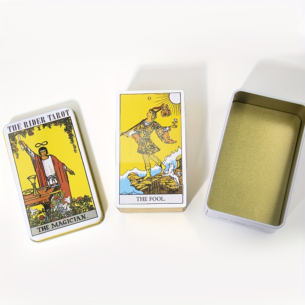 Hengqiyuan 78 Cartes de Tarot avec Guide PVC Étanche Luxe Feuille d'or  Classic Rider Waite Tarot Cards Deck avec Boîte Exquise pour Débutants et  Joueurs Professionnels,Noir : : Cuisine et Maison