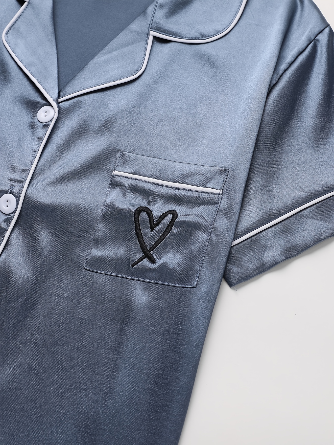 Elegant Solid Pajama Set, Heart Pattern Short Sleeve Blouse Top & Elastic  Waistband Shorts, Women's Sleepwear & Loungewear - Temu