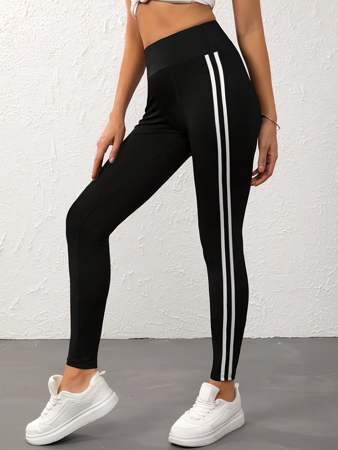 Black And White Slinky Stripe Legging