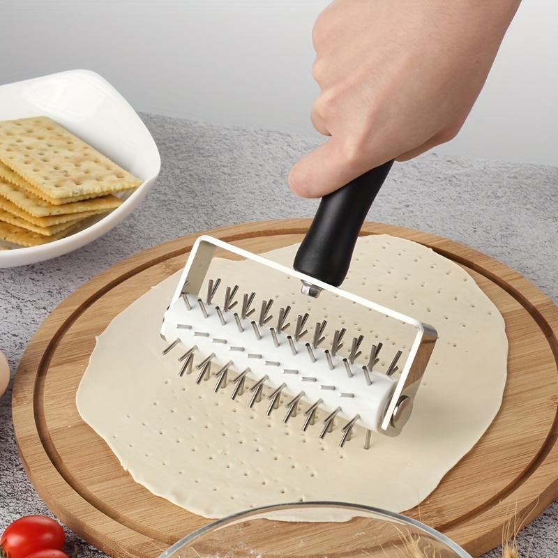 Stainless Steel Pastry Docker Roller Lattice Cutter Needle Pin Punch Pizza  Dough Cutter with Wooden Handle Puncher Docking Tool
