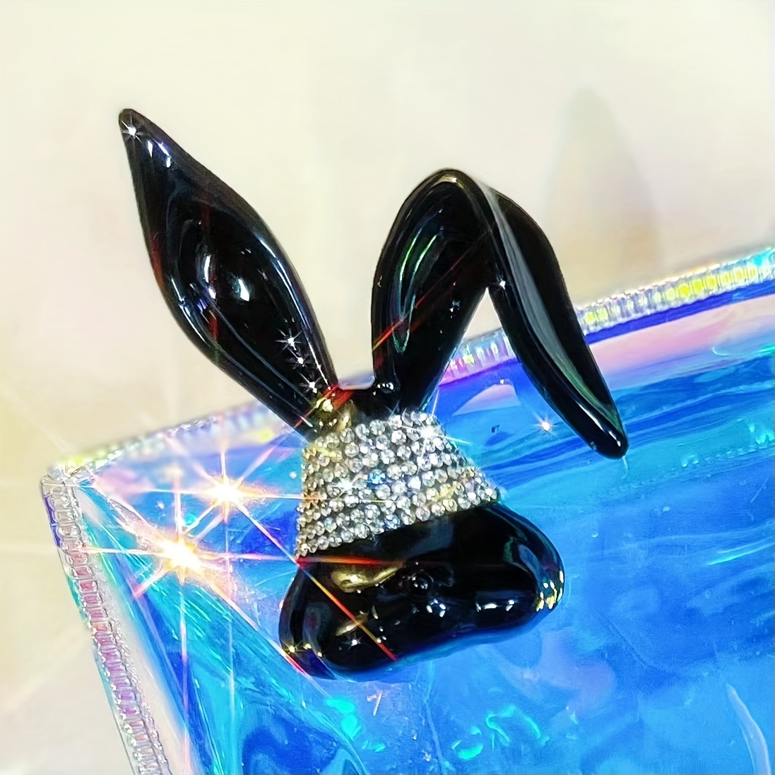 Louis Vuitton Playboy bunny design. This one was done in a 20oz