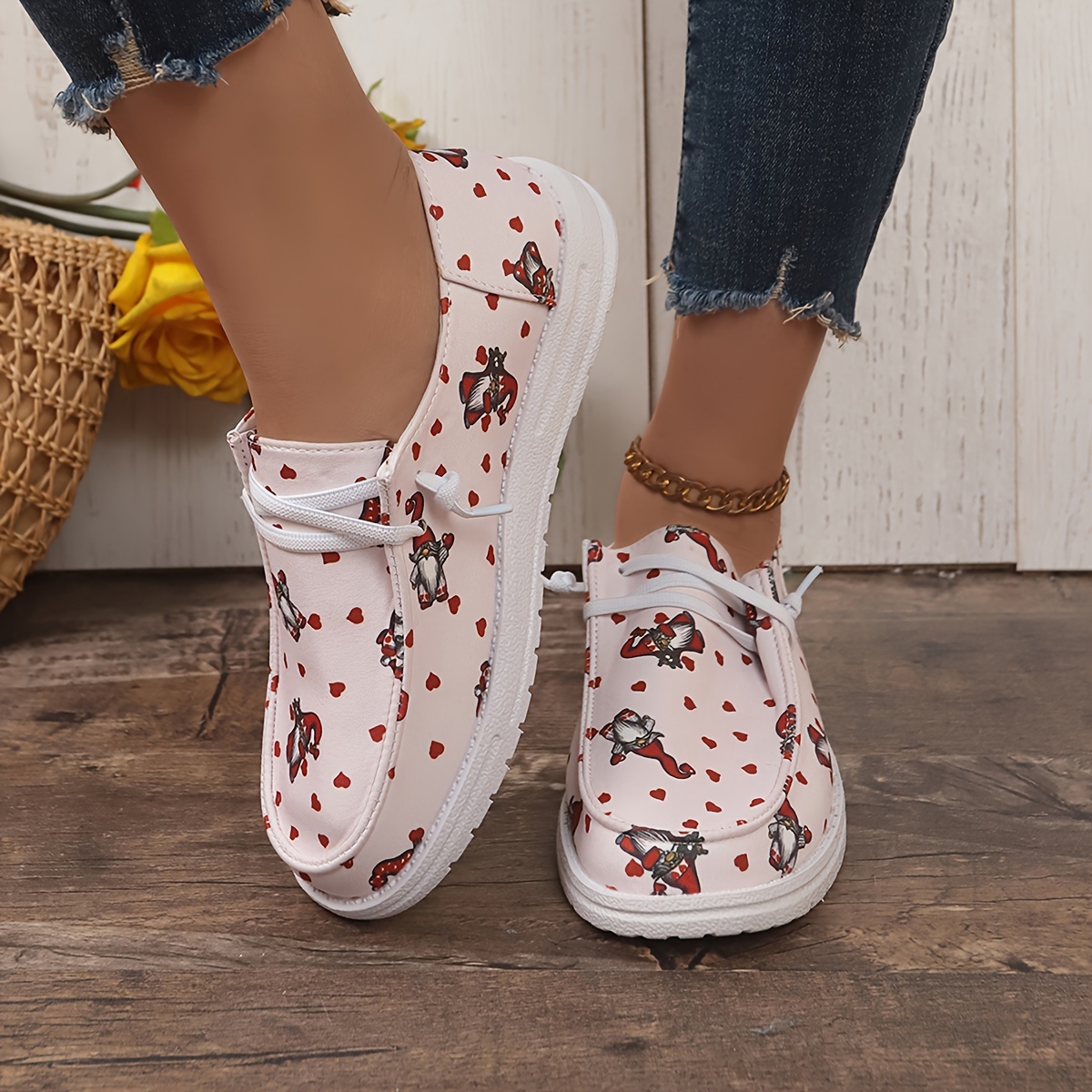 Women's Hearts & Gnome Pattern Sneakers, Valentine's Day Low Top Canvas  Shoes, Lightweight Walking Shoes - Women's Shoes - Temu