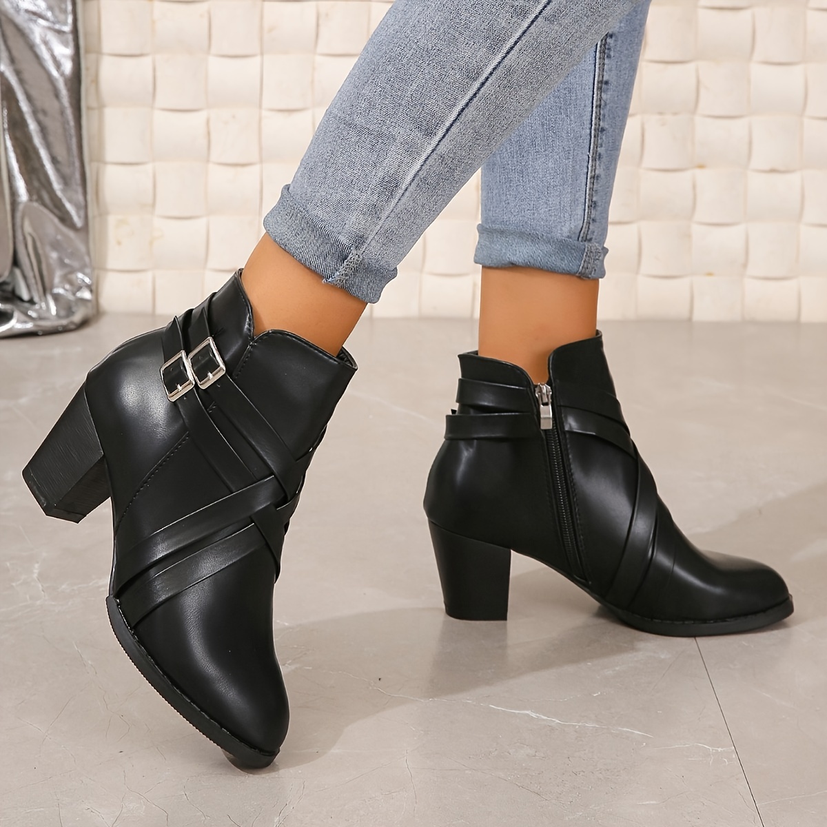 Bottines avec boucles clearance femme