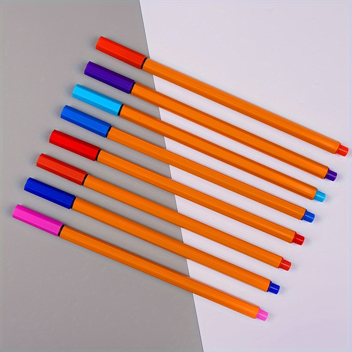  18 Colors Metallic Marker Pens, 0.7 mm Extra Fine