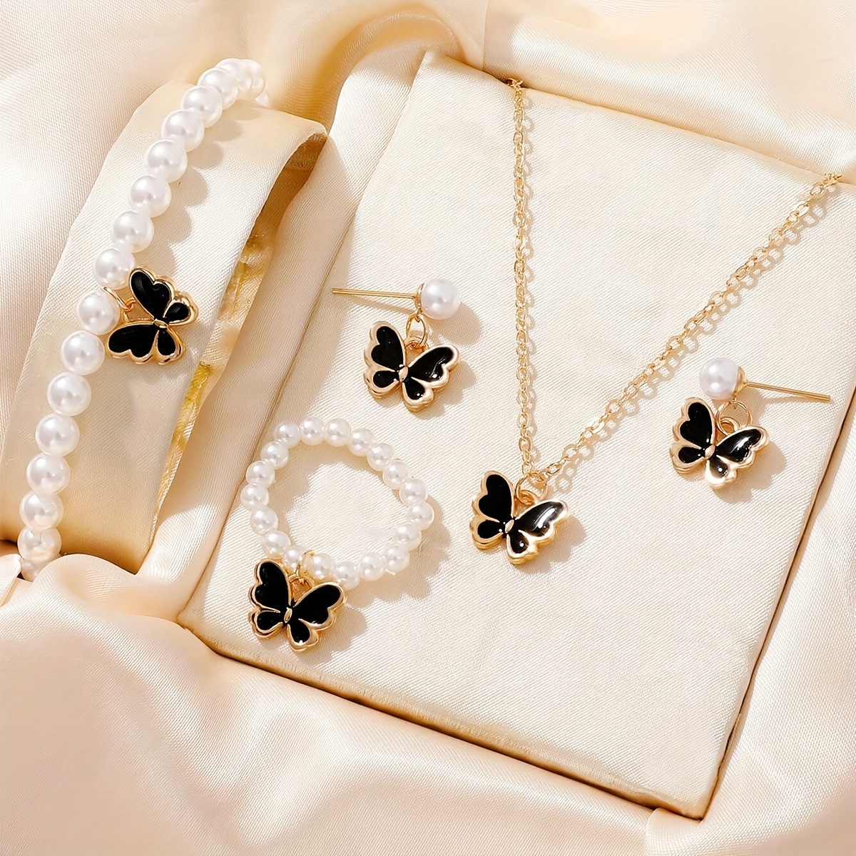 TEMU Conjunto De Joyería Chic De 5 Piezas Con Mariposas Para Niñas - Collar Con Colgante De Aleación Y Esmalte, Pendientes, Pulsera De Perla Falsa Y