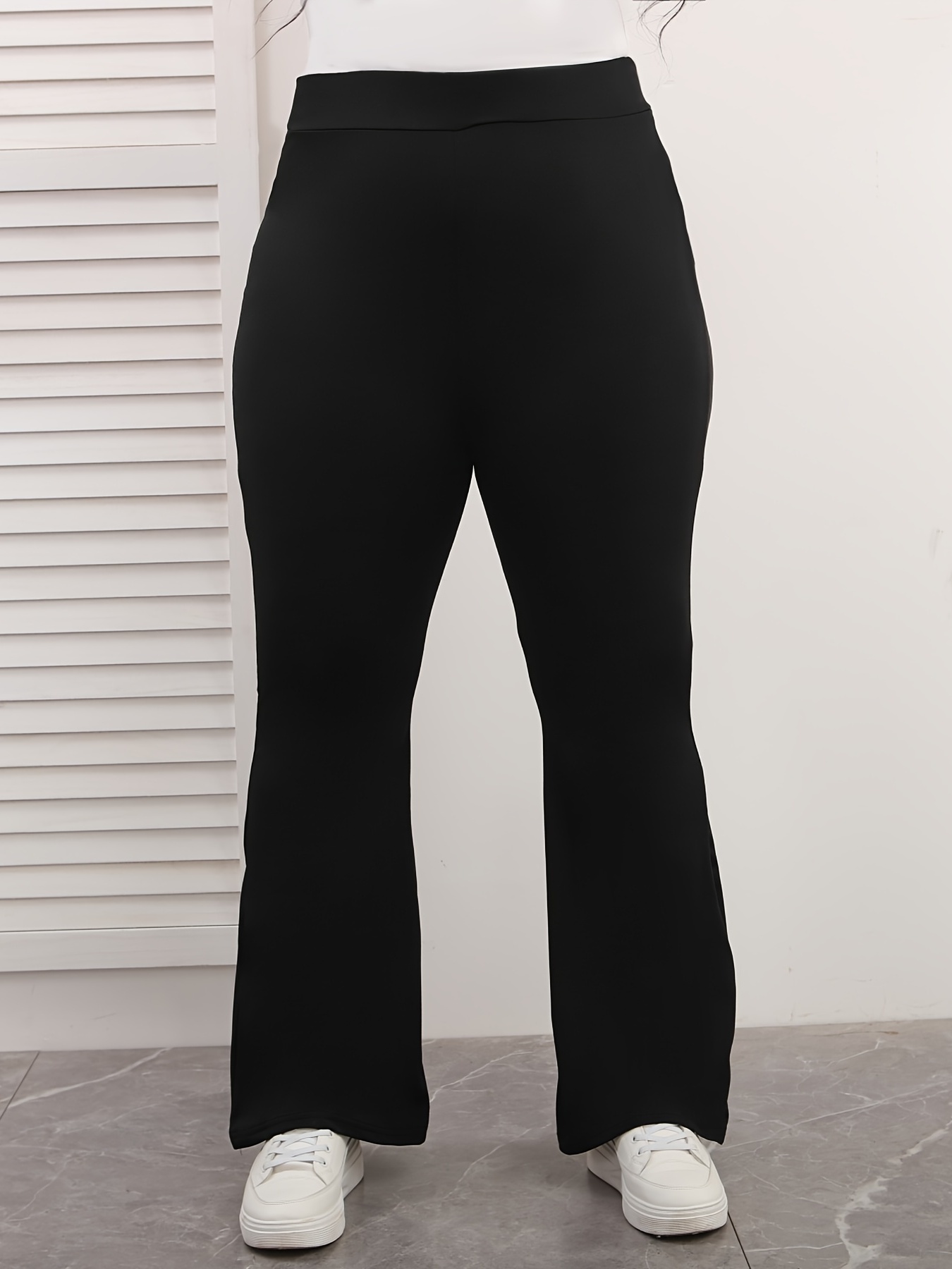 Pantalón de crepé negro talle alto mujer