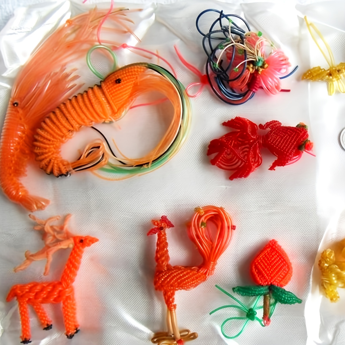 200Pcs Plastic Lacing Strings DIY Handmade Craft Lacing Cord