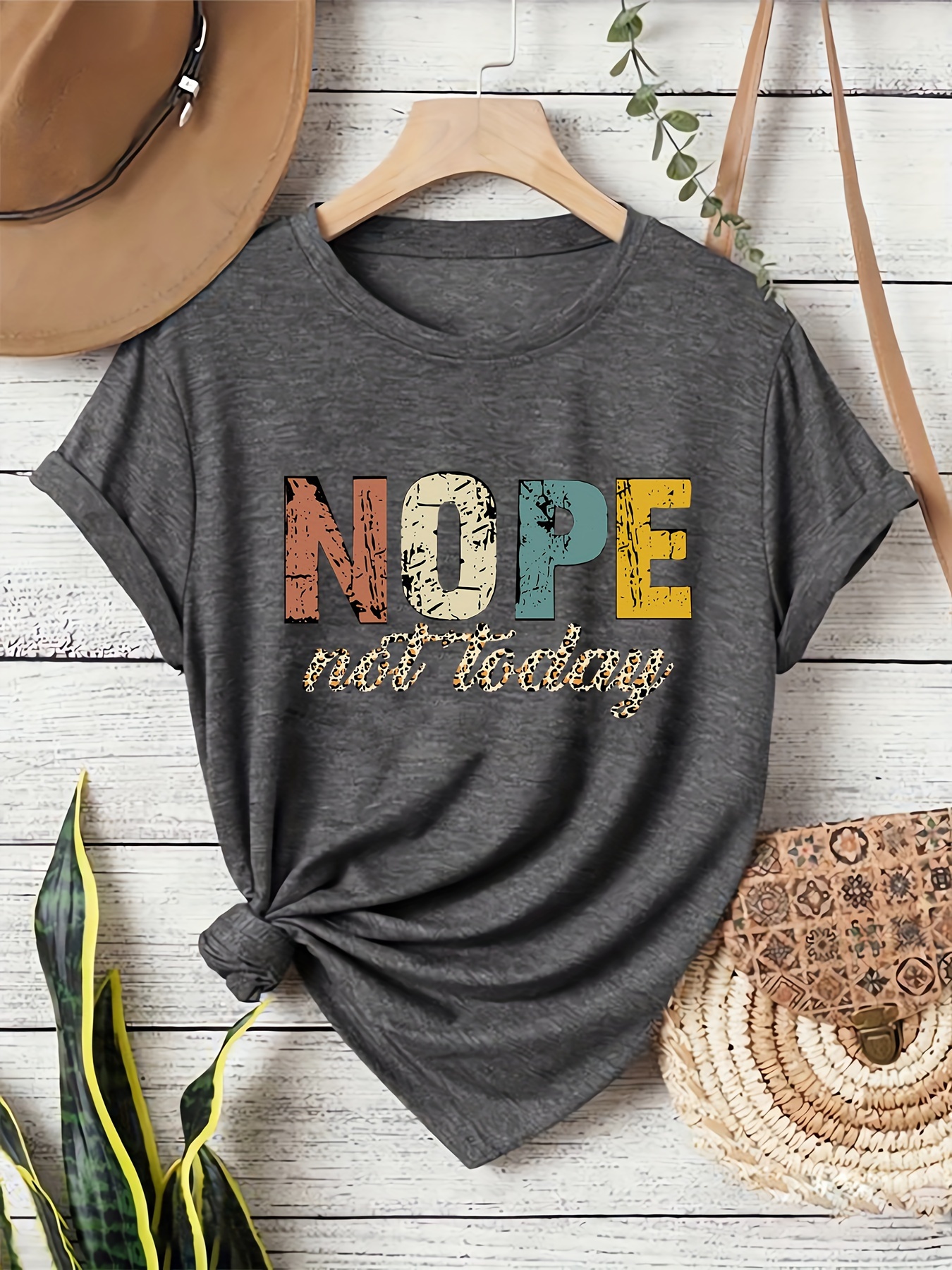 Letter Print Crew Neck T-Shirt Casual Short Sleeve T-Shirt For Spring & Summer Women's Clothing
